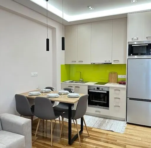 Fully Renewed Modern